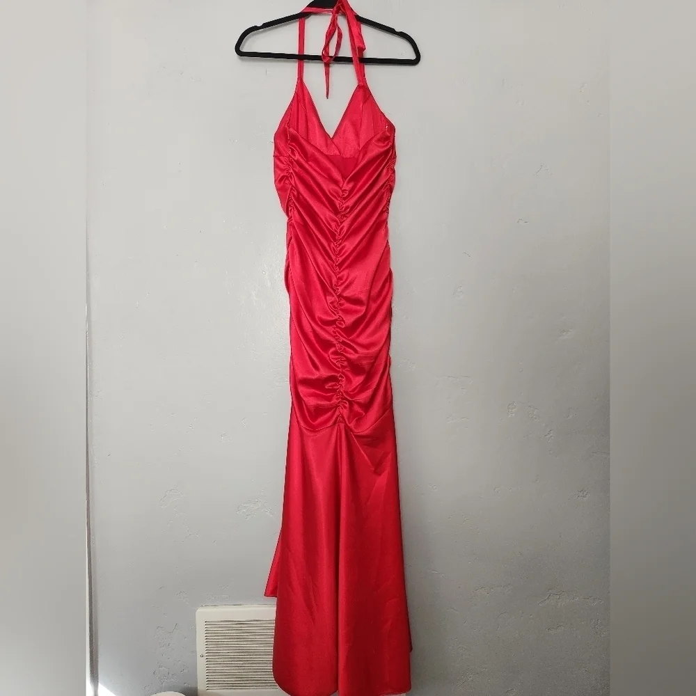Jessica McClintok Full Length Halter Scrunch Red Satin Dress sz 6
